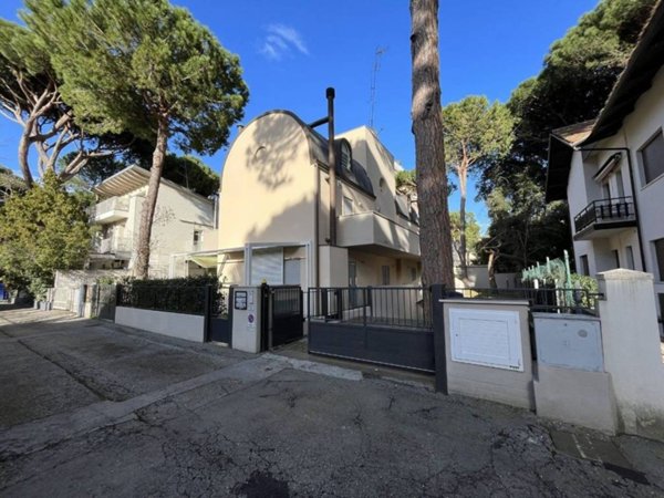 casa indipendente in vendita a Cervia in zona Milano Marittima