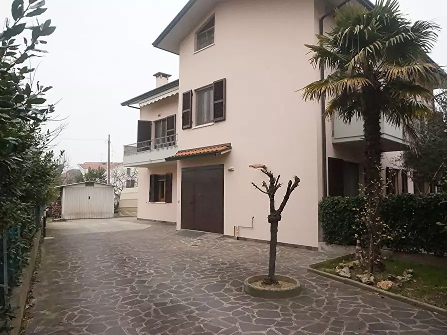 casa indipendente in vendita a Cervia