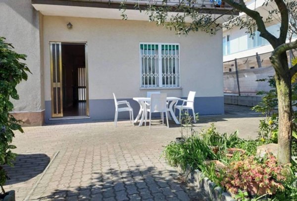 casa indipendente in vendita a Cervia