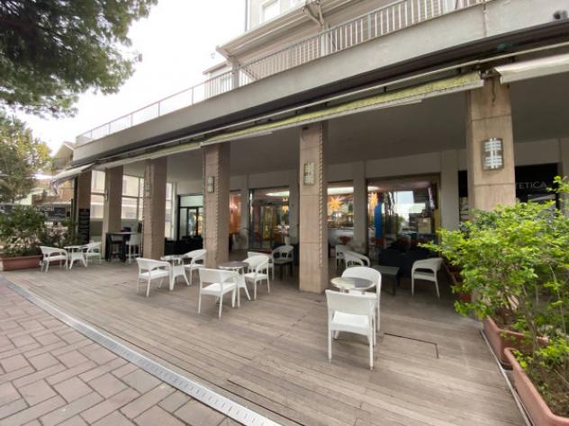 negozio in vendita a Cervia in zona Milano Marittima