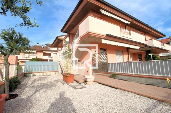 appartamento in vendita a Cervia in zona Pinarella