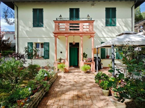 casa indipendente in vendita a Cervia in zona Milano Marittima