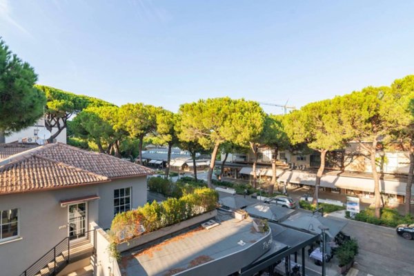 appartamento in vendita a Cervia in zona Milano Marittima