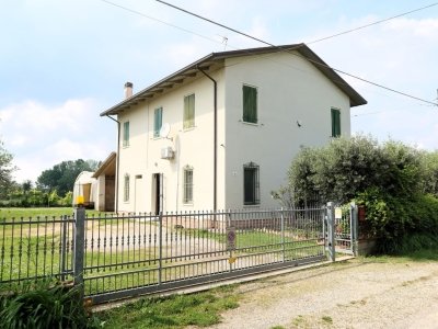 casa indipendente in vendita a Cervia in zona Milano Marittima