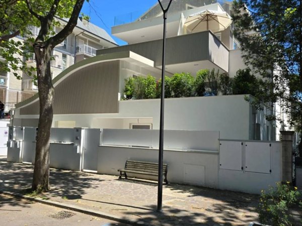 appartamento in vendita a Cervia in zona Milano Marittima