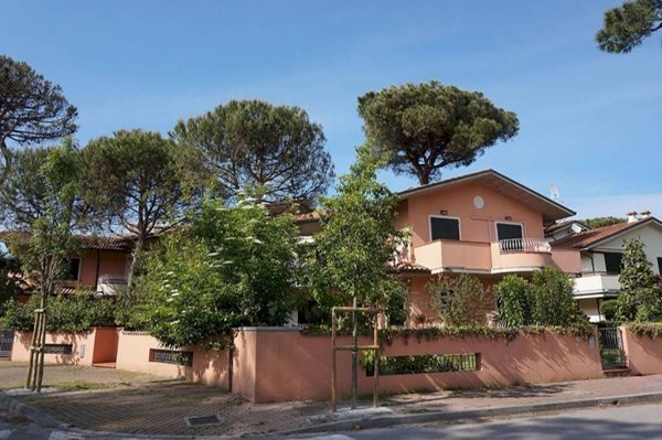 appartamento in vendita a Cervia in zona Milano Marittima