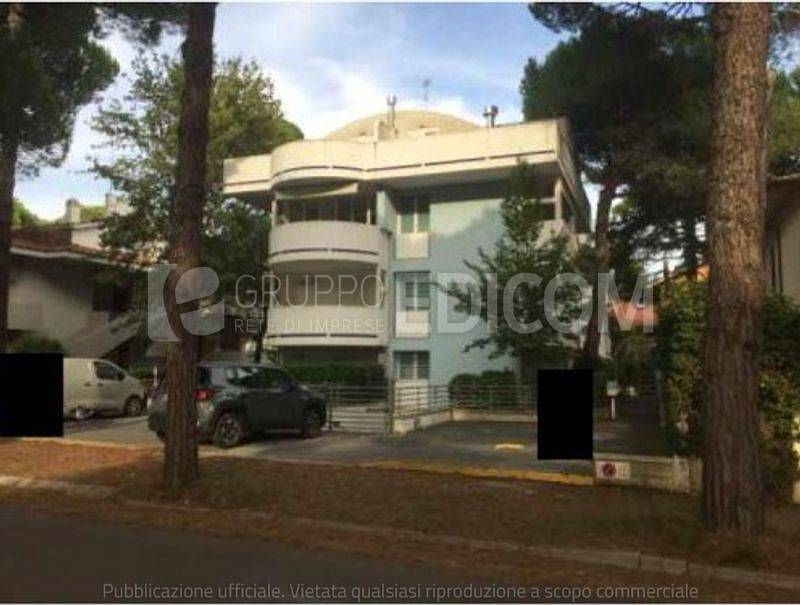appartamento in vendita a Cervia in zona Milano Marittima
