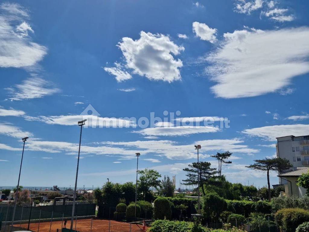 appartamento in vendita a Cervia in zona Milano Marittima