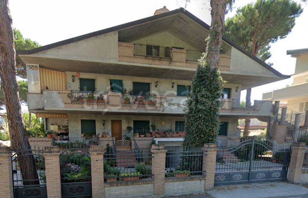 appartamento in vendita a Cervia in zona Pinarella