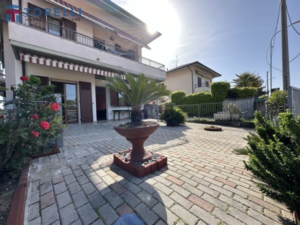 appartamento in vendita a Cervia in zona Pinarella