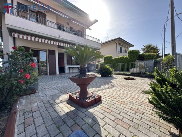 appartamento in vendita a Cervia in zona Pinarella