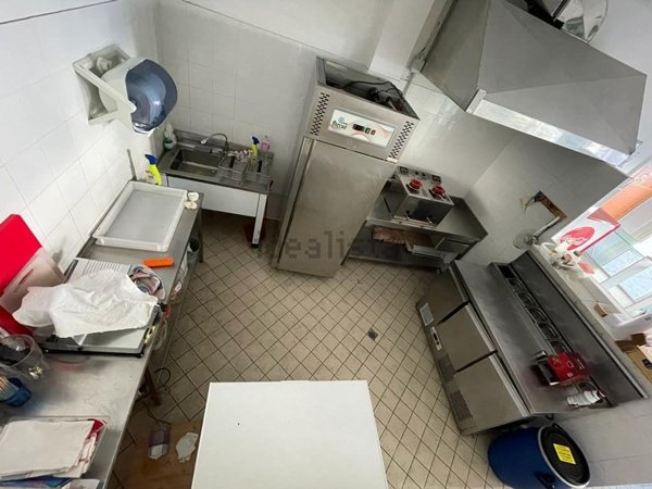 negozio in vendita a Cervia in zona Milano Marittima