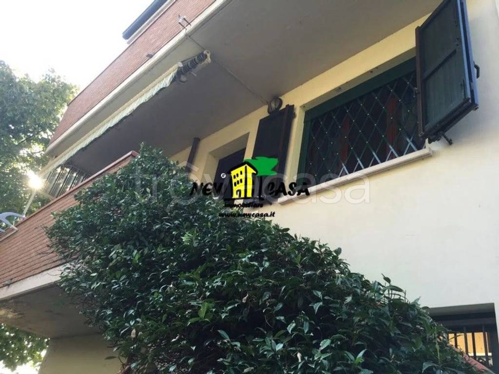 casa indipendente in vendita a Cervia in zona Pinarella