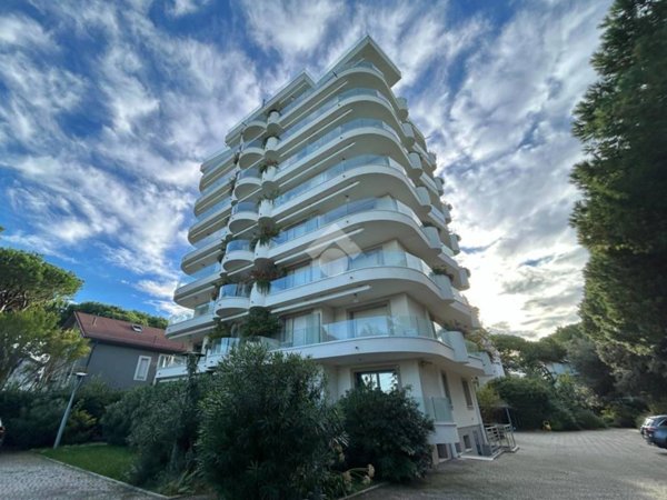 appartamento in vendita a Cervia in zona Milano Marittima
