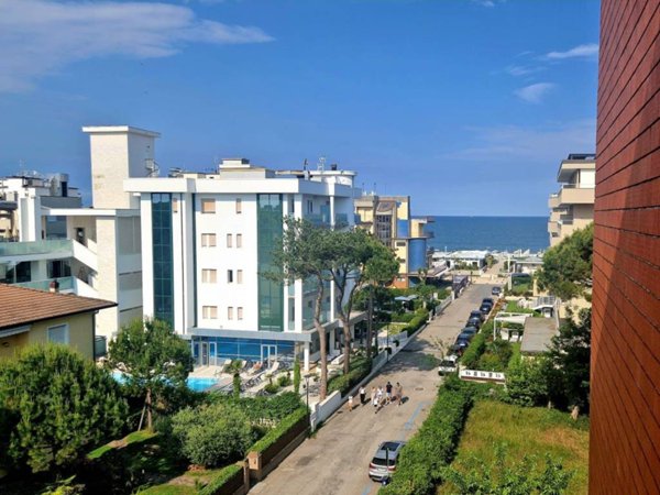 appartamento in vendita a Cervia in zona Milano Marittima