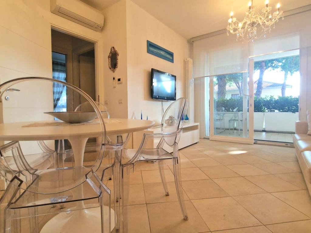 appartamento in vendita a Cervia in zona Milano Marittima