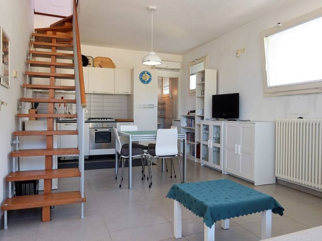 appartamento in vendita a Cervia in zona Milano Marittima