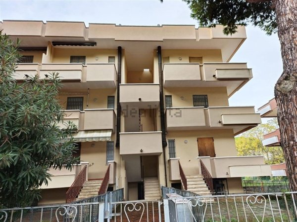 appartamento in vendita a Cervia in zona Pinarella