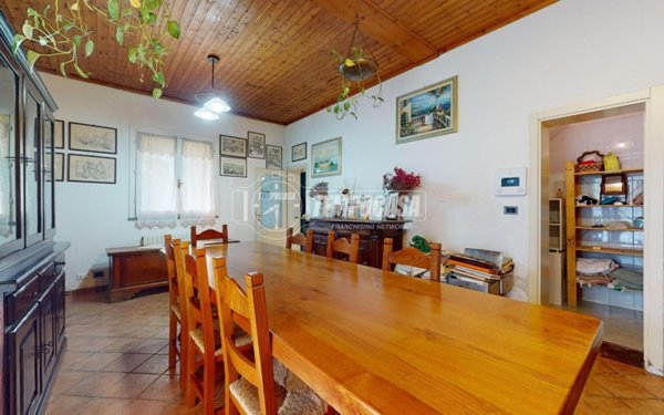casa indipendente in vendita a Cervia in zona Pisignano