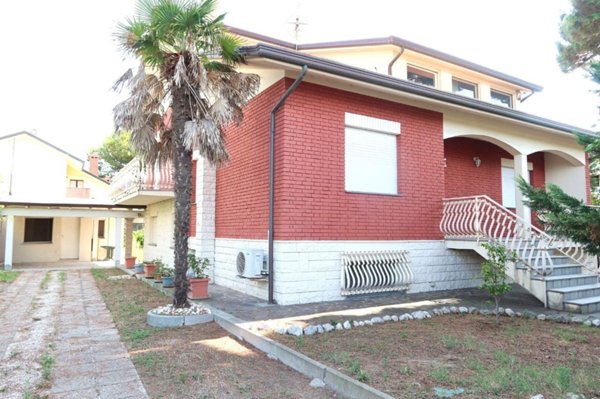 casa indipendente in vendita a Cervia in zona Milano Marittima