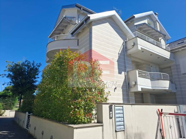 casa indipendente in vendita a Cervia in zona Milano Marittima