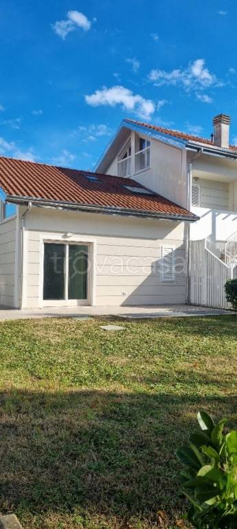 casa indipendente in vendita a Cervia