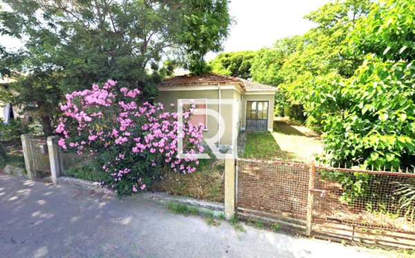 casa indipendente in vendita a Cervia in zona Pinarella