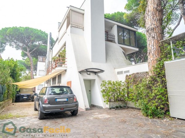 appartamento in vendita a Cervia in zona Milano Marittima