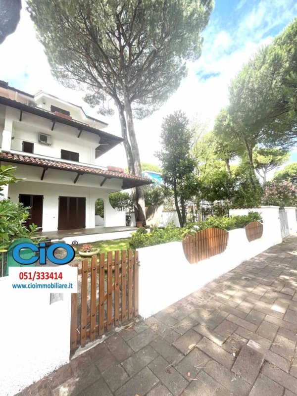 casa indipendente in vendita a Cervia in zona Milano Marittima