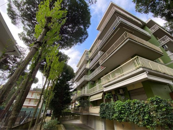 appartamento in vendita a Cervia in zona Milano Marittima