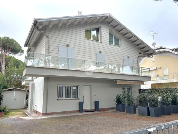 appartamento in vendita a Cervia in zona Milano Marittima