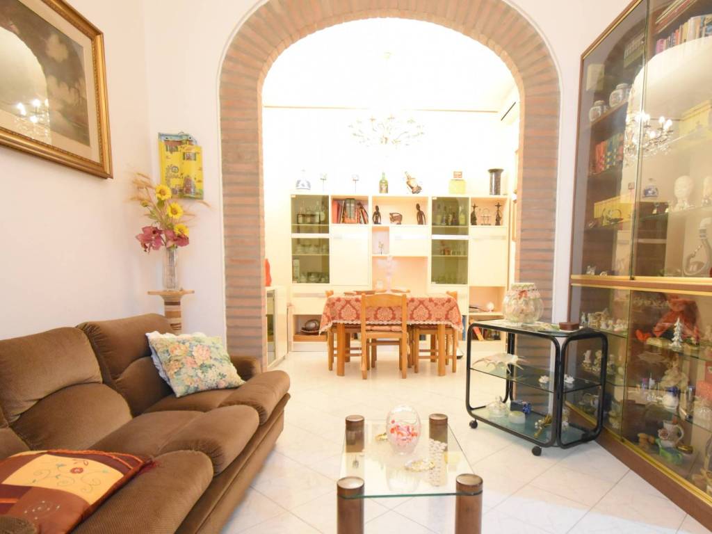 casa indipendente in vendita a Cervia