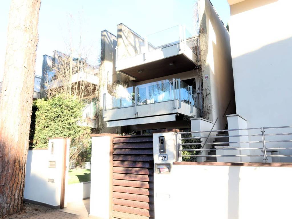appartamento in vendita a Cervia in zona Milano Marittima