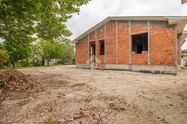 casa semindipendente in vendita a Cervia in zona Castiglione di Cervia