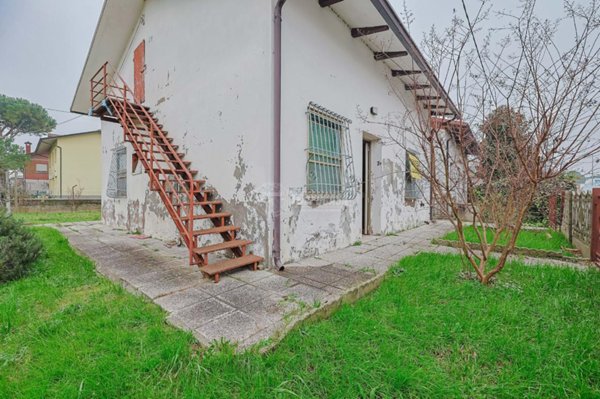 casa indipendente in vendita a Cervia in zona Villa Inferno
