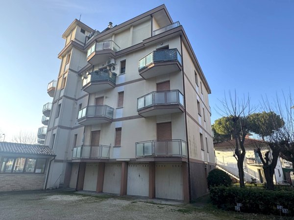 appartamento in vendita a Cervia in zona Pinarella