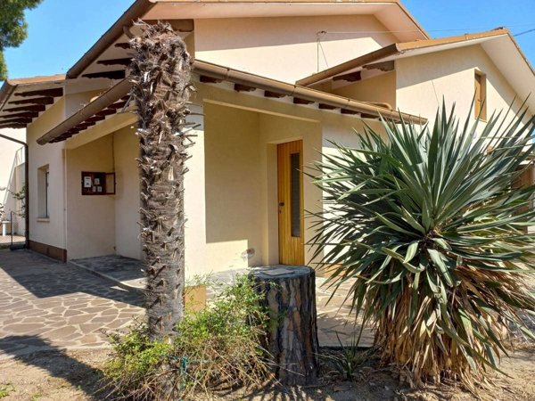 casa indipendente in vendita a Cervia