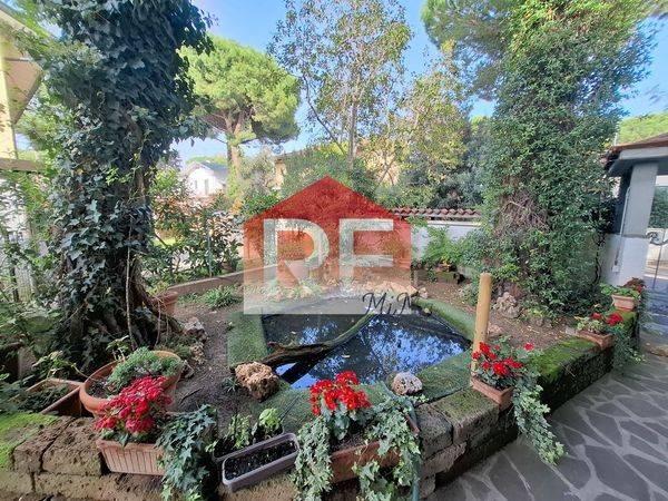 appartamento in vendita a Cervia in zona Milano Marittima
