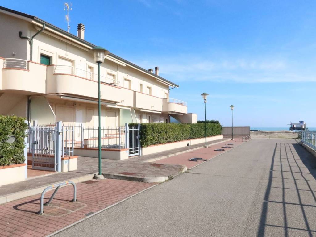 appartamento in vendita a Cervia in zona Milano Marittima