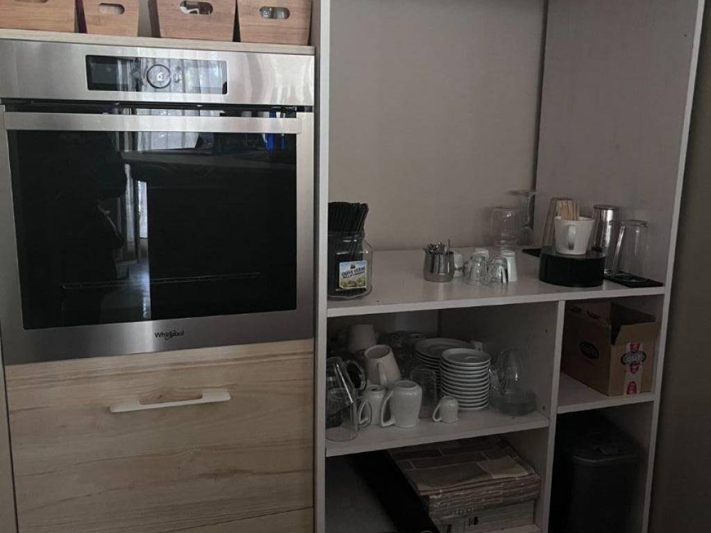 negozio in vendita a Cervia in zona Milano Marittima