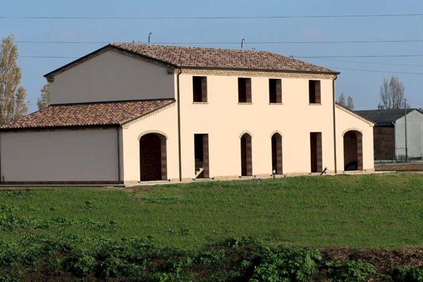 casa indipendente in vendita a Cervia