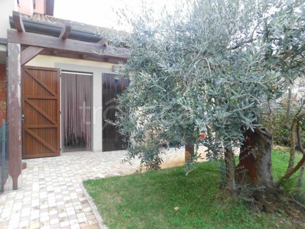 appartamento in vendita a Cervia in zona Pinarella
