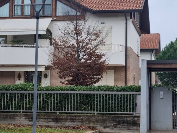 casa indipendente in vendita a Cervia in zona Milano Marittima