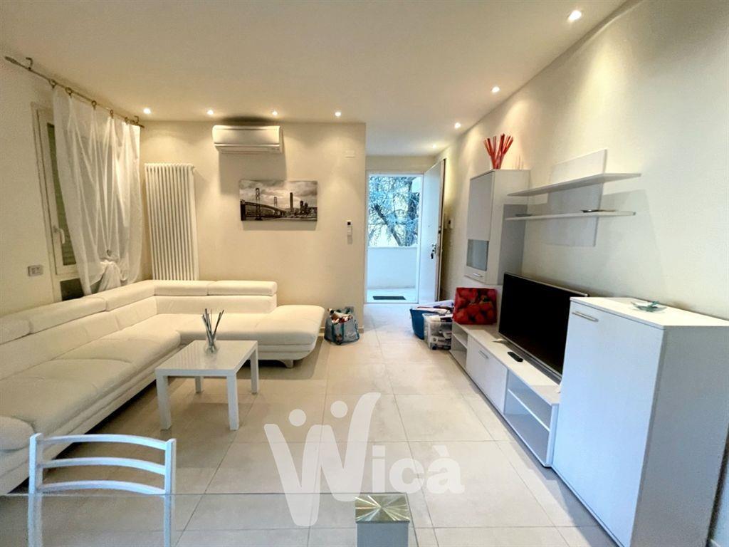appartamento in vendita a Cervia in zona Milano Marittima