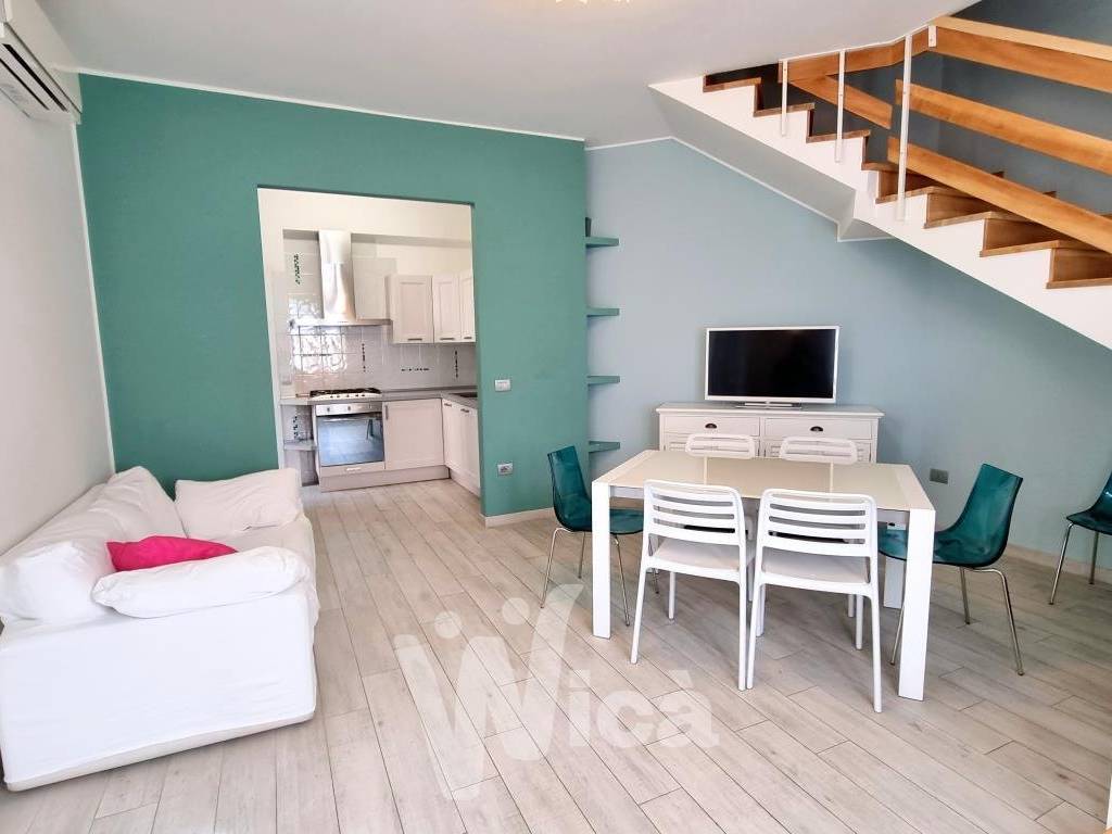 casa indipendente in vendita a Cervia in zona Pinarella