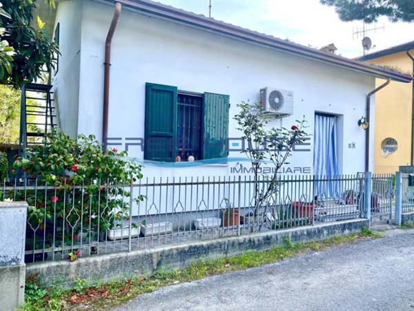 casa indipendente in vendita a Cervia