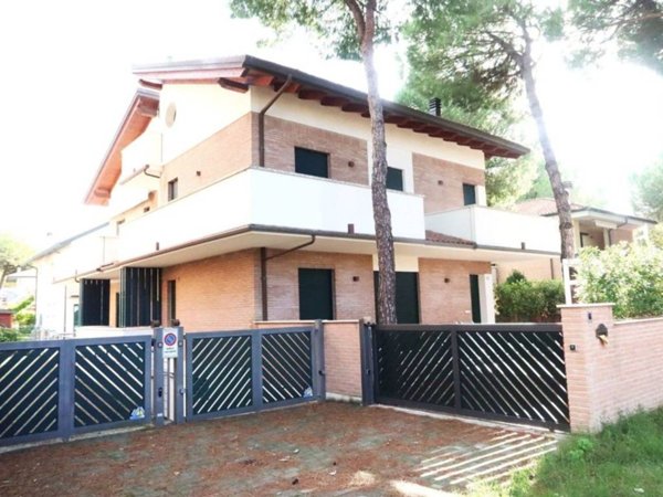 appartamento in vendita a Cervia in zona Milano Marittima