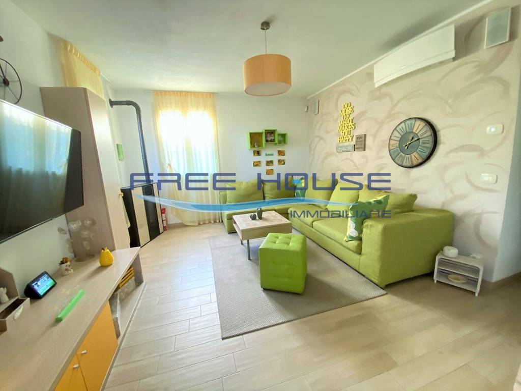 casa indipendente in vendita a Cervia in zona Villa Inferno