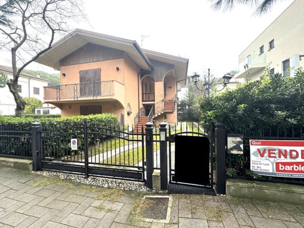 appartamento in vendita a Cervia in zona Milano Marittima