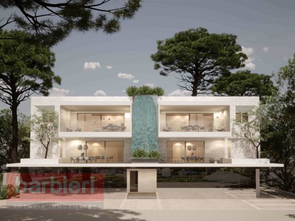 negozio in vendita a Cervia in zona Milano Marittima